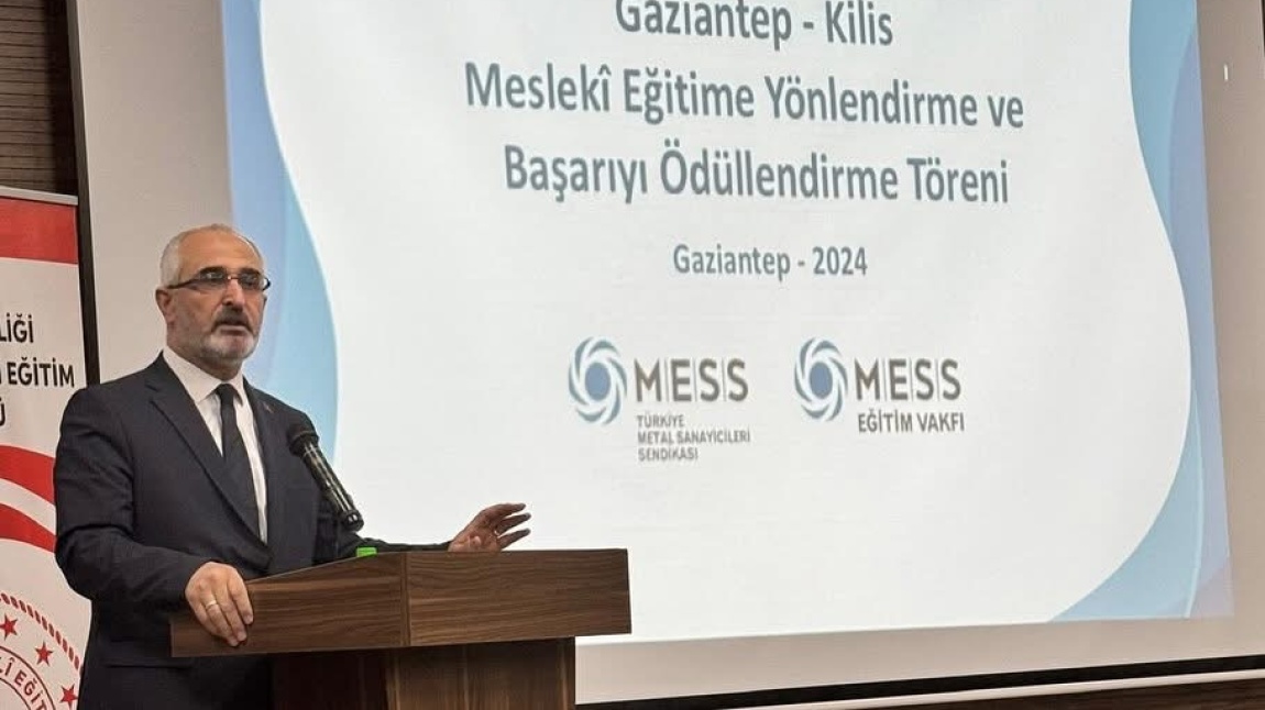 MESS Eğitim Vakfı  Mesleki Eğitime Yönlendirme